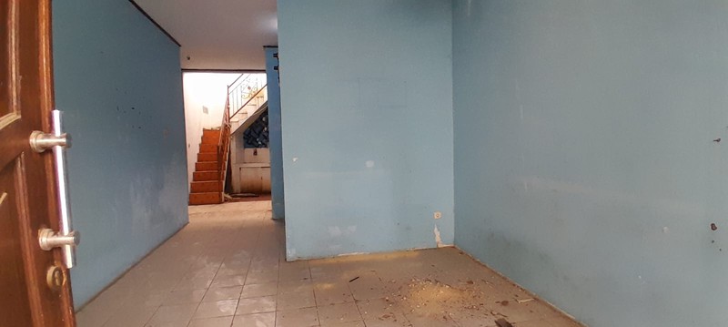 Di jual rumah di cireunde