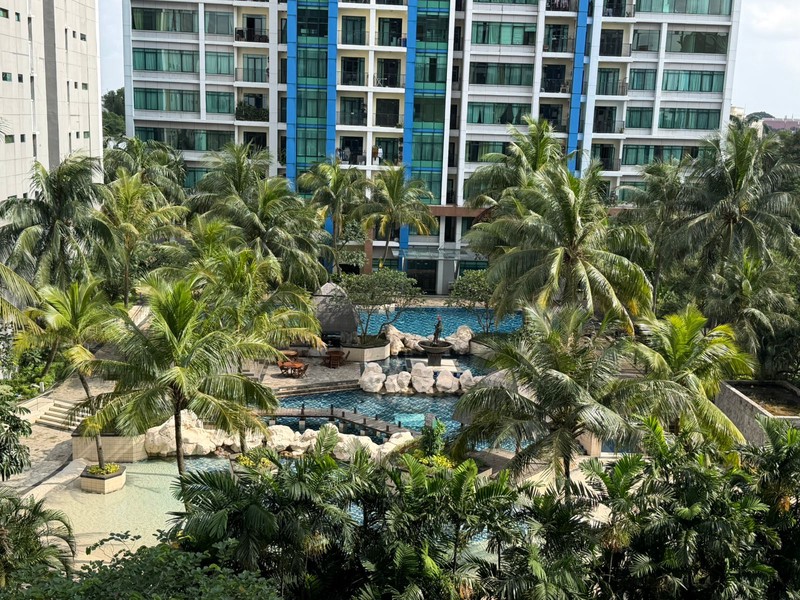 DIJUAL APT 4BR lantai 6, Pool View, di HAMPTON'S PARK, PONDOK INDAH
