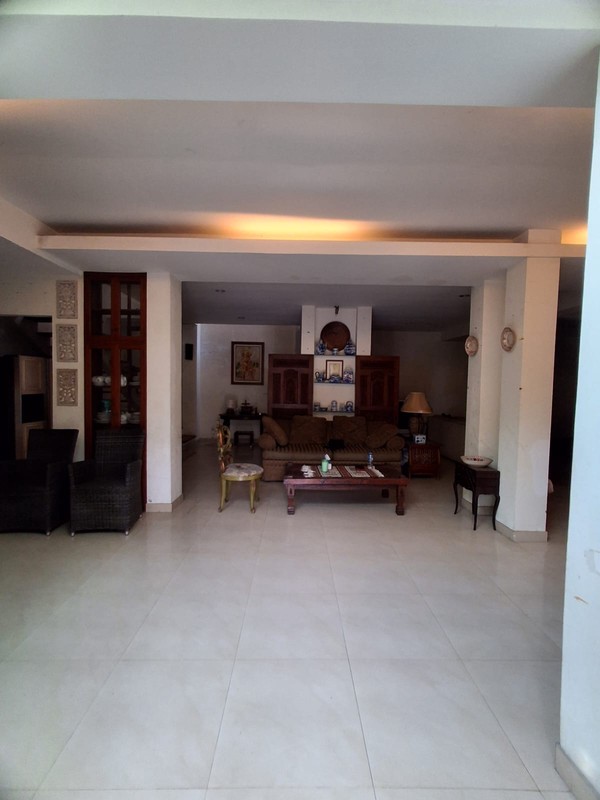 Dijual Rumah Lokasi Strategis Di Jl. Rajawali, Bintaro Jaya Sektor 9, Jakarta Selatan