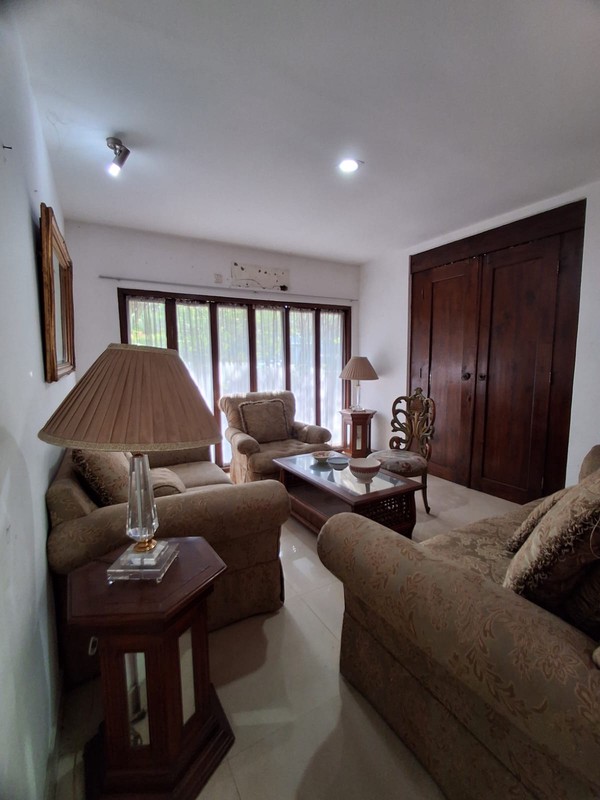 Dijual Rumah Lokasi Strategis Di Jl. Rajawali, Bintaro Jaya Sektor 9, Jakarta Selatan