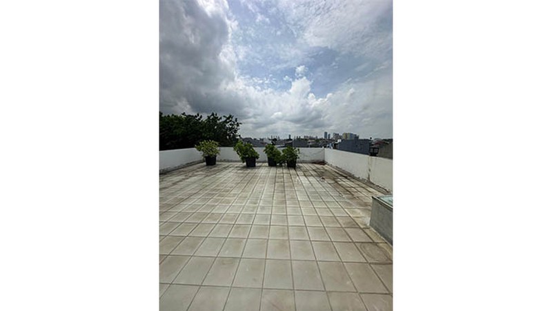 Rumah Hoek Sunter Kirana, Sunter