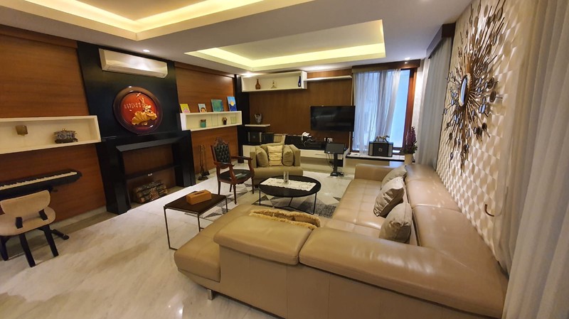 Dijual Rumah mewah dengan gaya modern minimalis di lokasi premium jakarta selatan