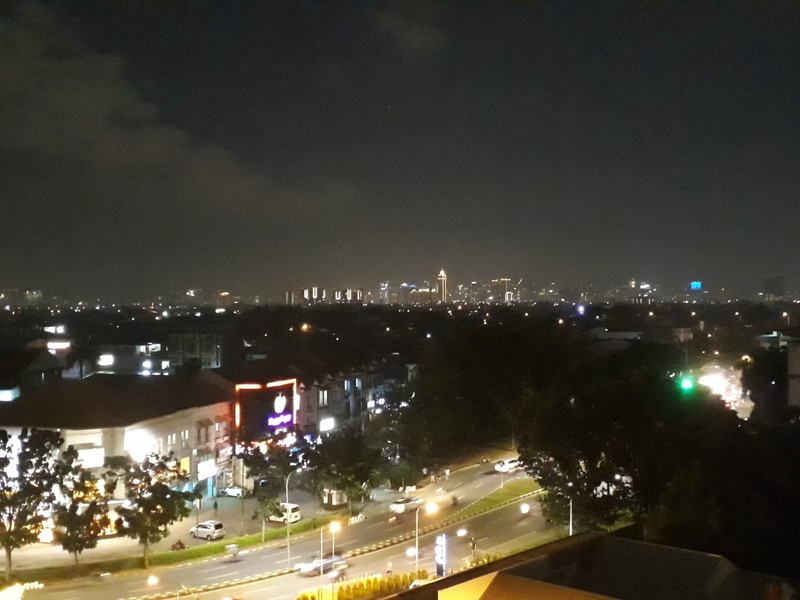 Dijual dan/atau Disewakan: Apartemen Altiz Tipe Studio. View Smimming Pool dan City Lights. Lantai 6 Tower High Zone. Fully Furnished di Bintaro Jaya Sektor III