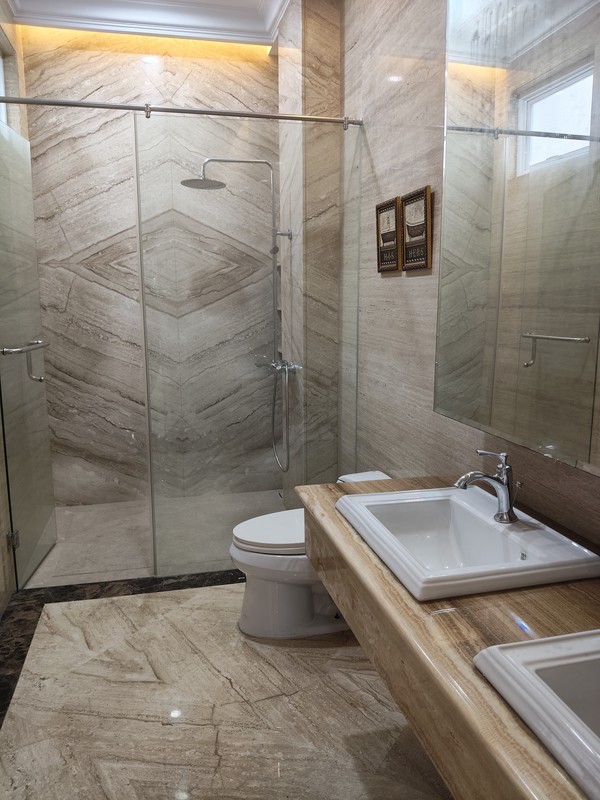 Rumah Mewah, Bangunan Baru di Pondok Indah