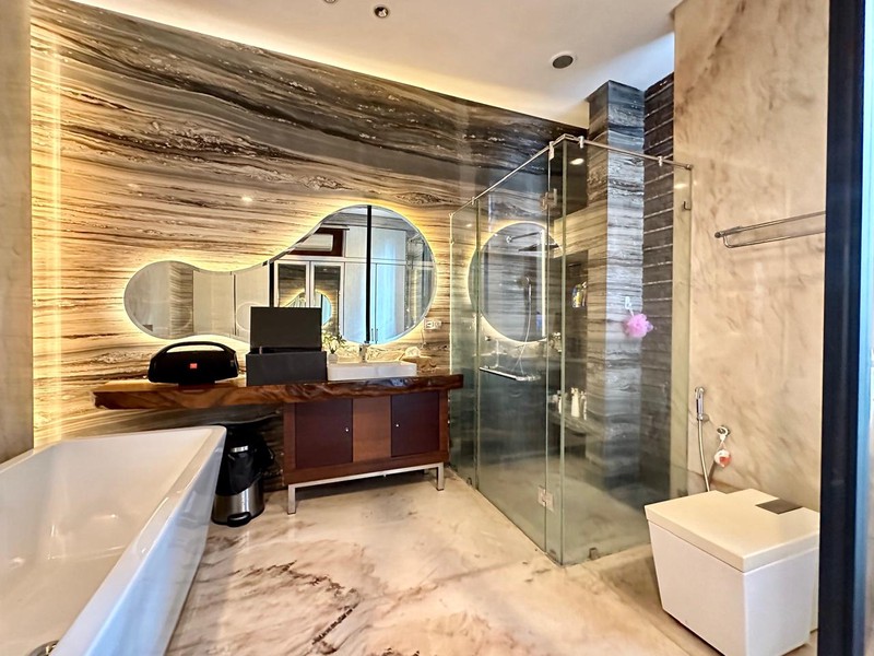 Dijual rumah mewah area kebayoran baru