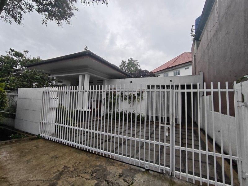  DI JUAL RUMAH NYAMAN & ASRI, LOKASI STRATEGIS TERLETAK DI TENGAH KOTA