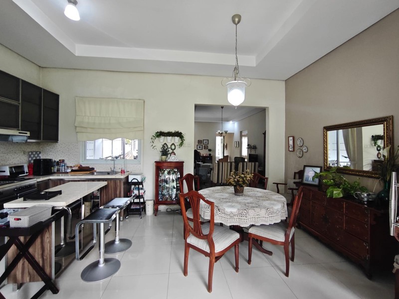  DI JUAL RUMAH NYAMAN & ASRI, LOKASI STRATEGIS TERLETAK DI TENGAH KOTA