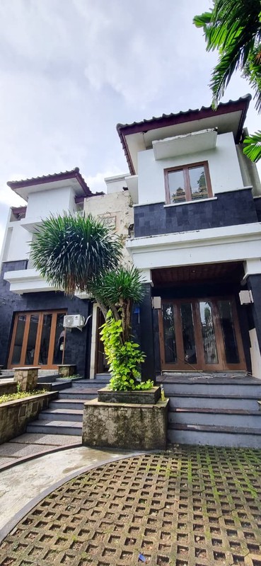 Rumah Siap Huni dan terawat di JL MPR Cipete, Jakarta Selatan