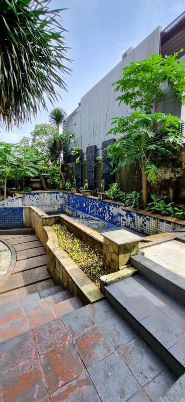 Rumah Siap Huni dan terawat di JL MPR Cipete, Jakarta Selatan