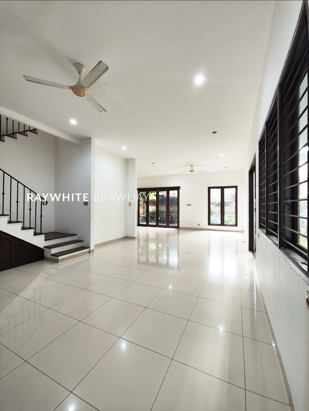 Rumah Dalam Compound Lingkungan Tenang Area Cipete