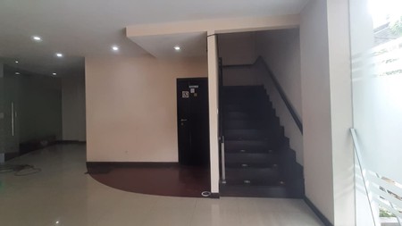 Dijual Ruko Cocok Untuk Usaha Di Kebayoran Baru