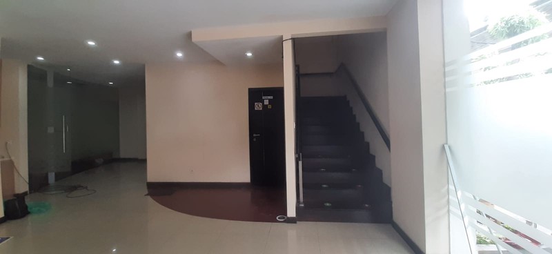 Dijual Ruko Cocok Untuk Usaha Di Kebayoran Baru