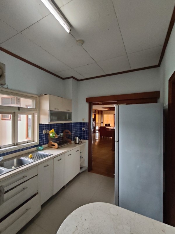 dijual cepat apartemen Galleria Court Condominium (Hommy, Cozy dan comfortable) 