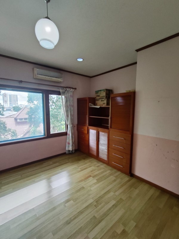 dijual cepat apartemen Galleria Court Condominium (Hommy, Cozy dan comfortable) 