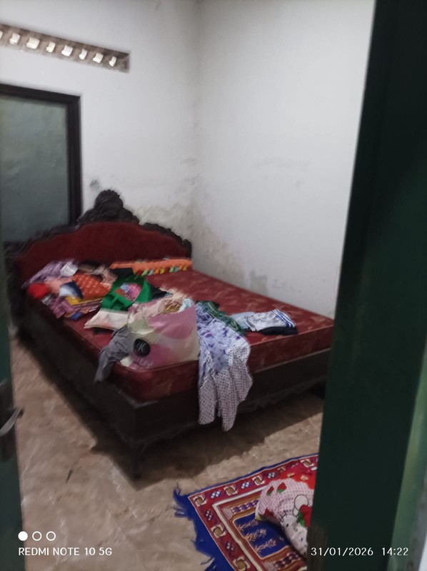 Dijual Tanah + Bonus Bangunan Rumah - Kawasan Strategis Godean, Sleman