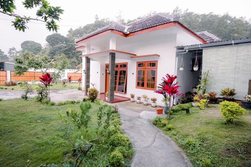 Di Jual Villa terawat, siap huni Songgoriti Batu Malang