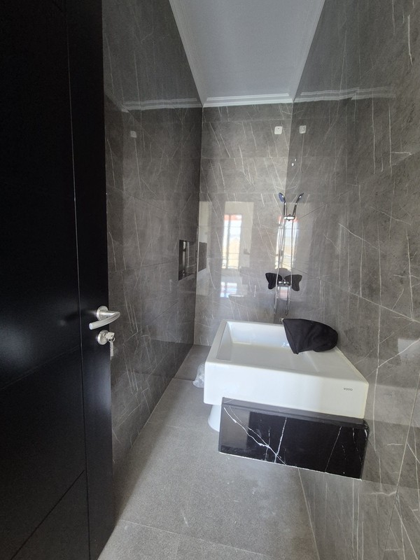 RUMAH BARU GRESS HOT MODERN MINIMALIS  SUTOREJO PRIMA, SURABAYA TIMUR