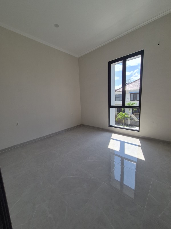 RUMAH BARU GRESS HOT MODERN MINIMALIS  SUTOREJO PRIMA, SURABAYA TIMUR