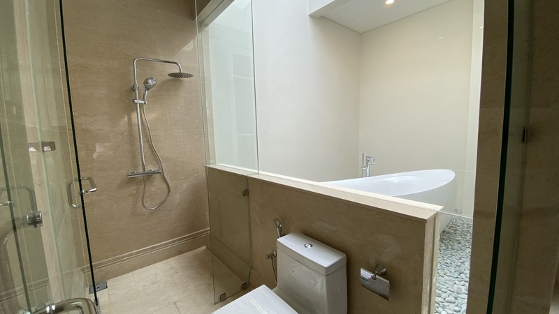 Di jual Brand new modern house di gandaria, kebayoran baru