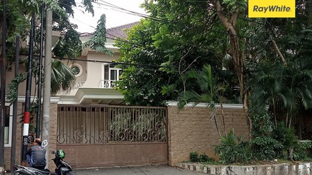 Rumah Semi Furnish Disewakan Dijalan Tegalsari Surabaya Pusat