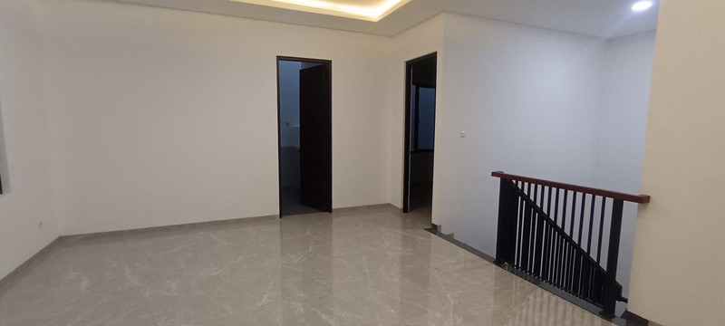 Rumah Bagus Di Jl Sutera Kirana, Cluster Sutera Kencana Alam Sutera