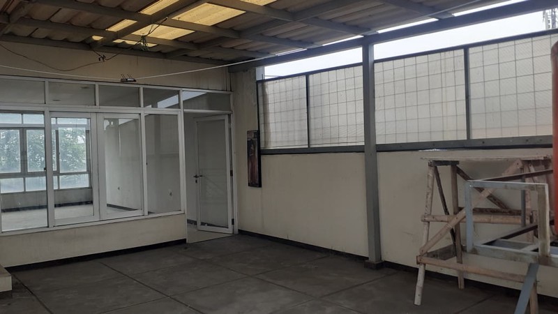 Ruko Posisi Strategis di Jalan Raya Caringin dekat Pintu Tol Padalarang 