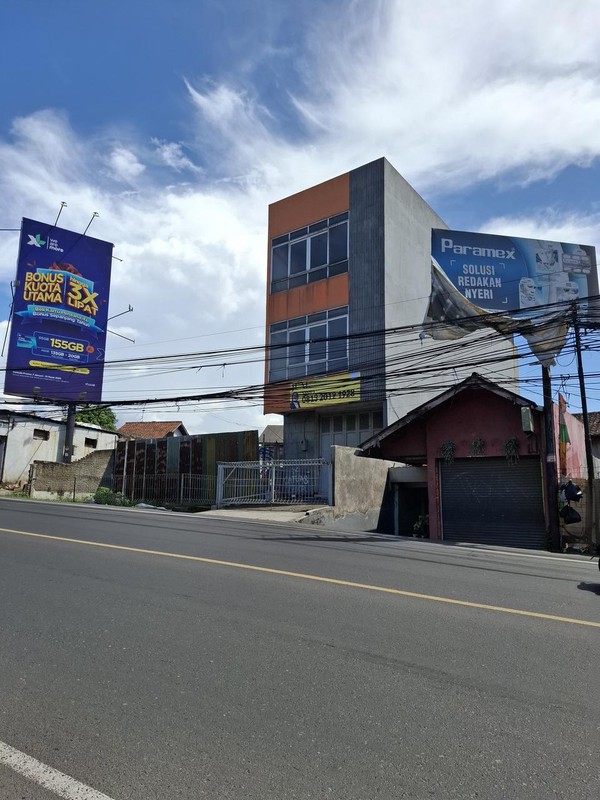 Ruko Posisi Strategis di Jalan Raya Caringin dekat Pintu Tol Padalarang 