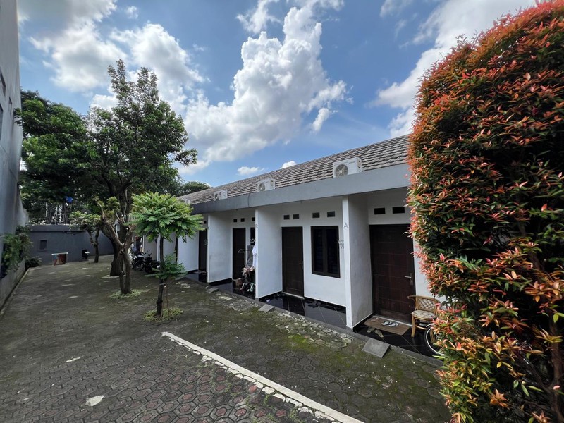 Rumah Kontrakan 9 Pintu Di Jl Cempaka, Rengas Tangerang Selatan