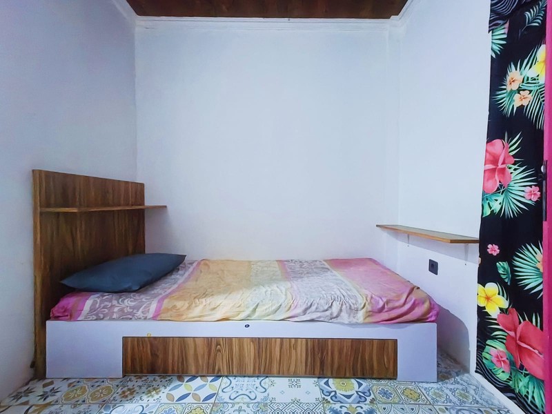 Rumah Kos-kosan Di Jl Mustika Raya Ciputat Tangerang Selatan