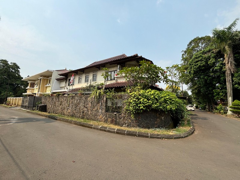 Rumah Bagus Di Jl Villa Delima Timur Lebak Bulus Jakarta Selatan