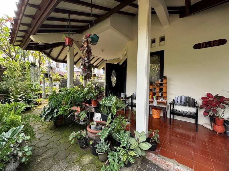 Rumah Bagus Di Jl Villa Delima Timur Lebak Bulus Jakarta Selatan