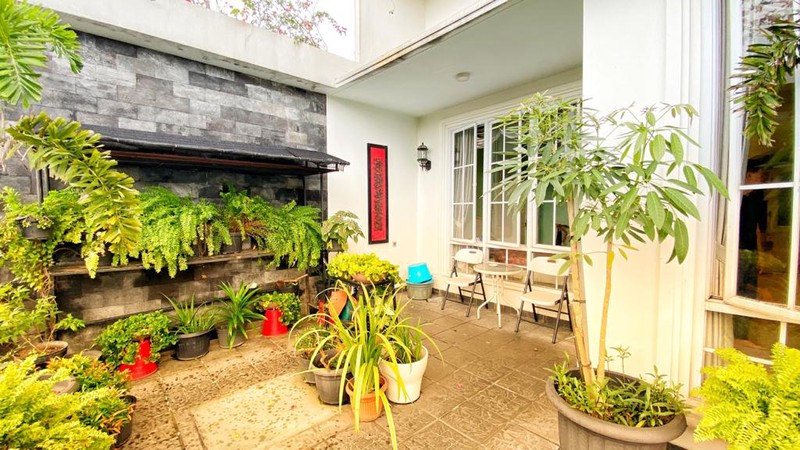 DI JUAL RUMAH MEWAH DI LARANGAN, TANGERANG KOTA