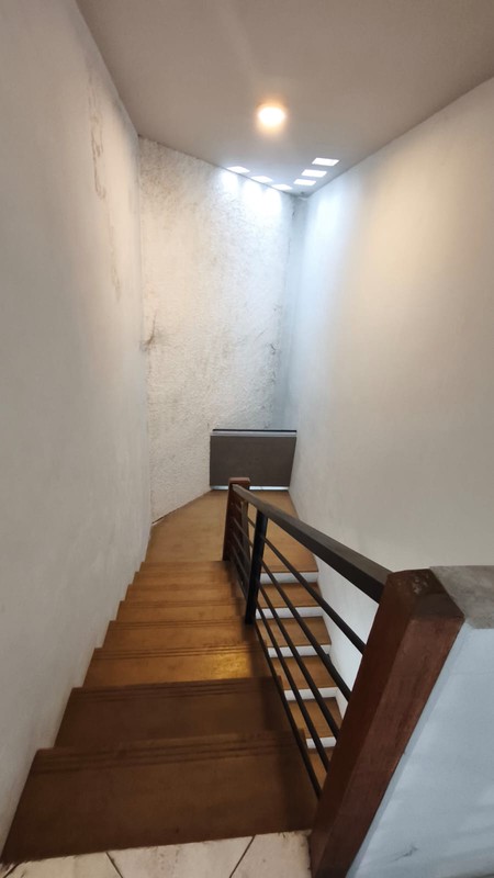 Rumah Bagus Di Cirendeu House Urban Living, Jl Gunung Indah Tangerang Selatan