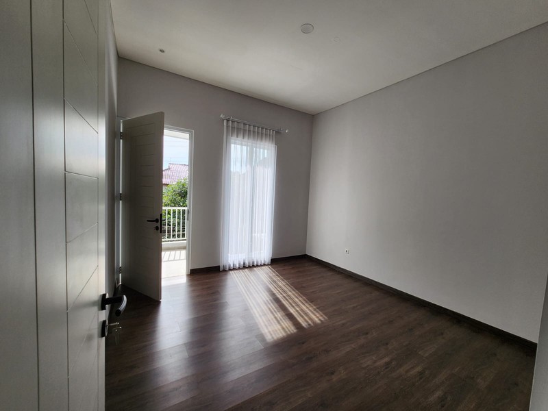 Rumah Dijual Komplek Megapolitan Cinere