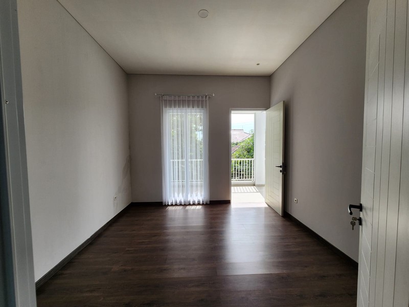 Rumah Dijual Komplek Megapolitan Cinere