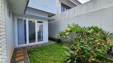Rumah Dijual Komplek Megapolitan Cinere