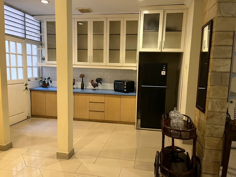 Di jual rumah cantik di kartika alam III pondok indah