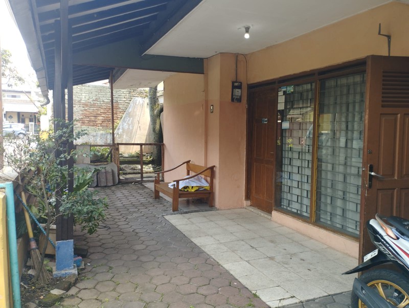 Hitung Tanah Saja! Rumah di Riung Resmi dekat MTC dan RS Al Islam - Bandung 