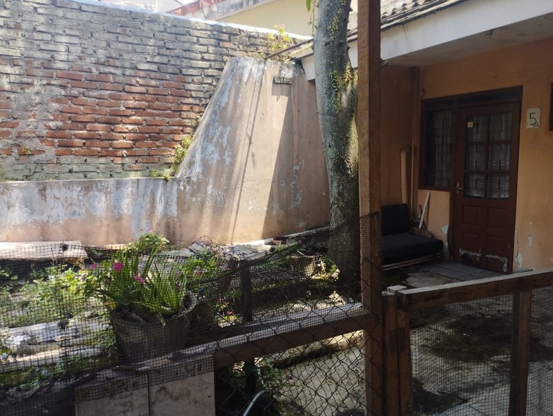 Hitung Tanah Saja! Rumah di Riung Resmi dekat MTC dan RS Al Islam - Bandung 