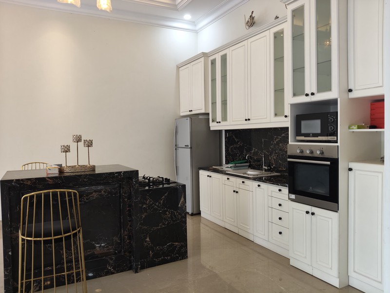 Rumah Mewah, Bangunan Baru di Pondok Indah