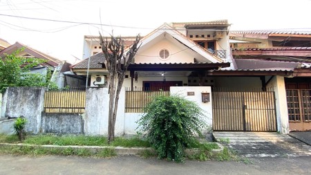 Cinere mega cinere luas 148 rumah 2 lantai dalam komplek belakang informa