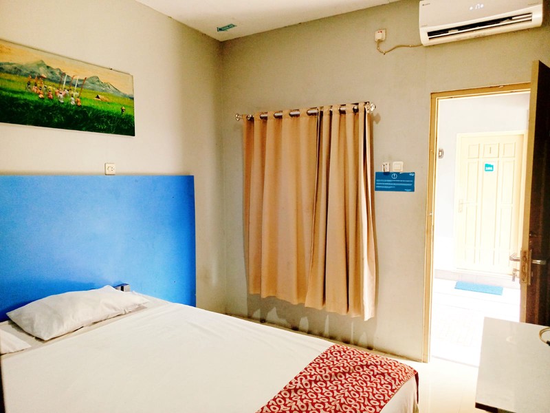 DIJUAL Homestay/Penginapan di Belakang SGM dekat exit tol Prambanan - Klaten.