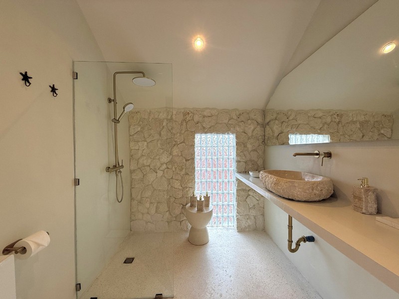 LUXURY PREMIUM LEASEHOLD VILLA - SANUR, BALI