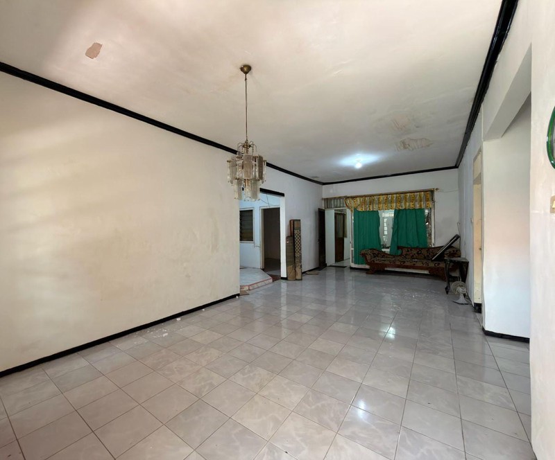 Dijual Rumah Hitung Tanah di Medokan Asri Rungkut Surabaya