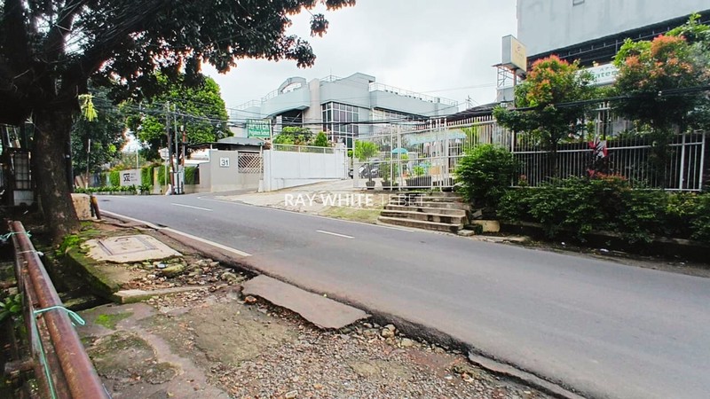 Dijual Melalui Lelang - Ruko 3 Lantai di Pejaten Raya, Jakarta Selatan