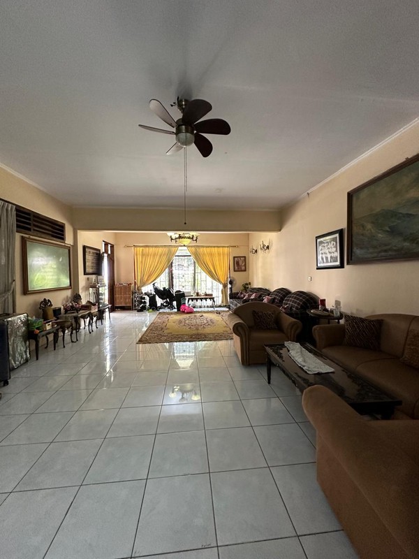 Rumah 4 KT + Kos-Kosan 12 Kamar Di Jl.Percetakan Negara