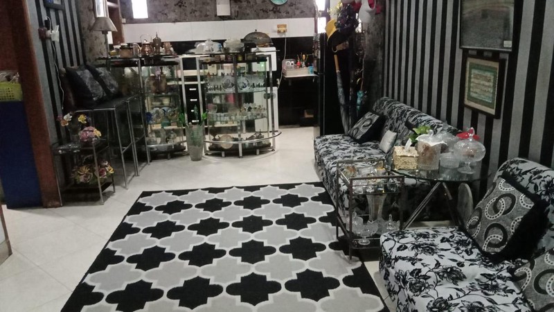 Lelang Bangunan 3 Lantai - Tebet Utara, Jaksel