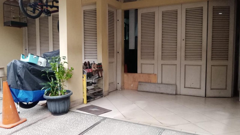 Lelang Bangunan 3 Lantai - Tebet Utara, Jaksel