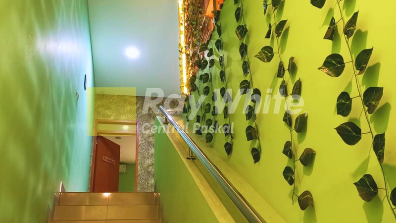 Ruko di Terusan Jakarta Bandung