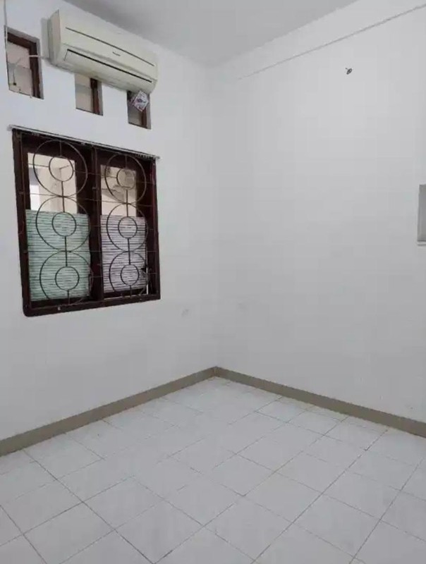 Disewakan Rumah 3 Lantai Bukit Palma Citraland Surabaya  